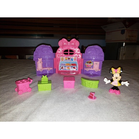 Fisher Price Disney Mickey Mouse Clubhouse Minnie’s Sweet Shop playset - Picture 1 of 4